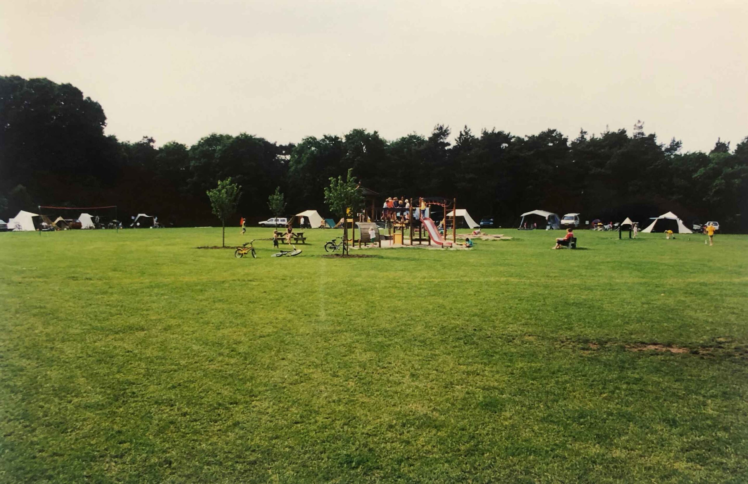 Foto van Lemeler Esch vroeger kampeerveld Akker