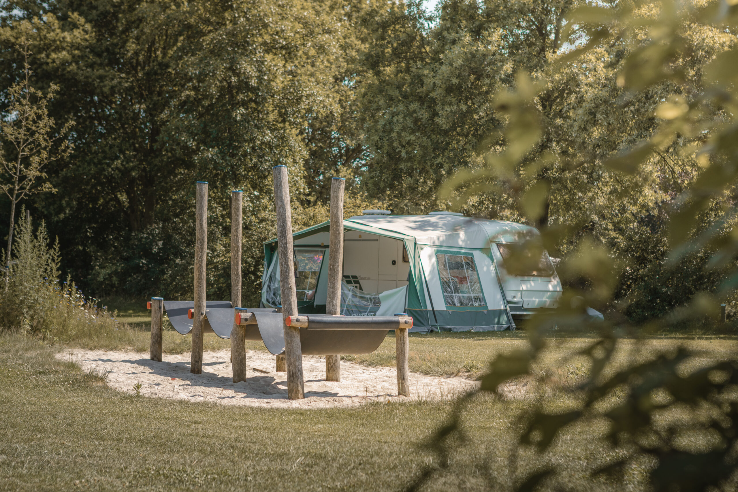 Kamperen op de Boomgaard bij natuurcamping Lemeler Esch